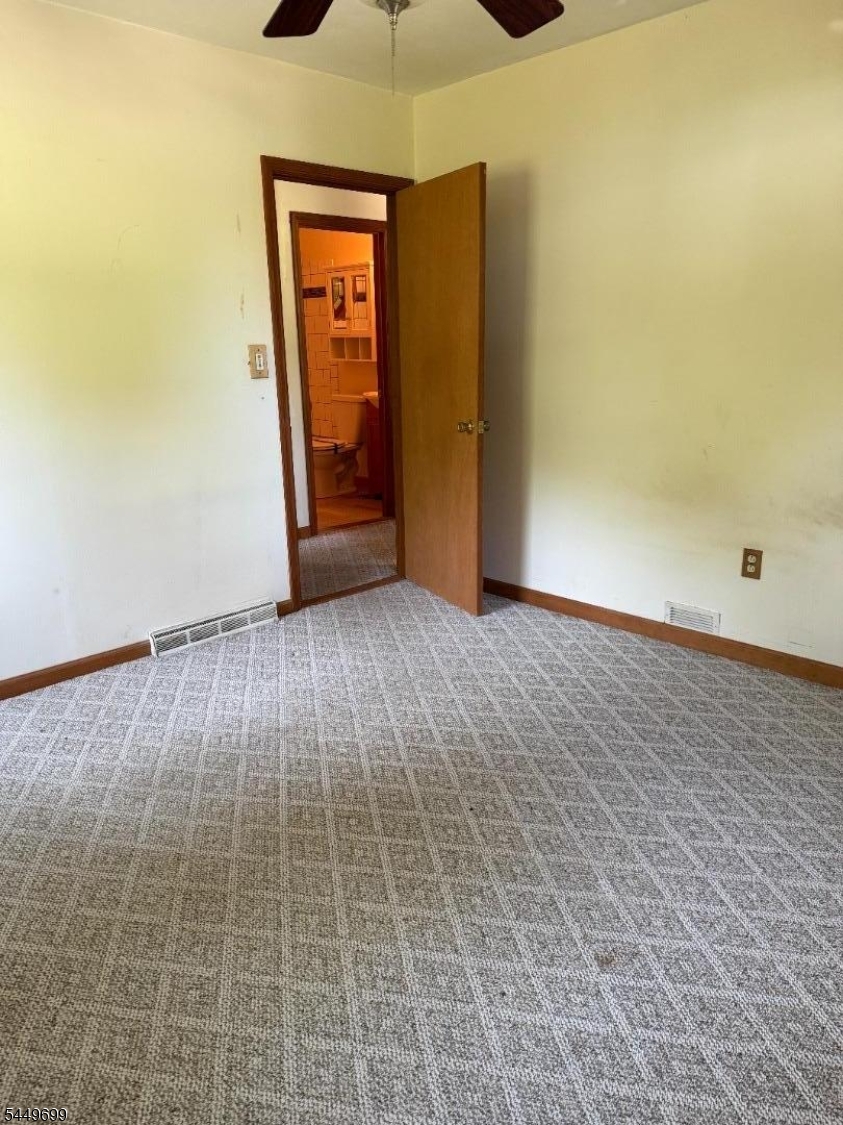 13 Millburn Rd Property Photo 4