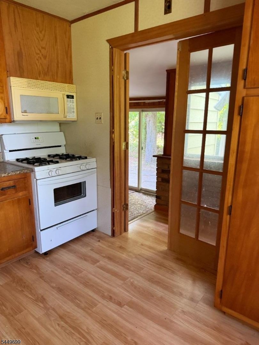 13 Millburn Rd Property Photo 15