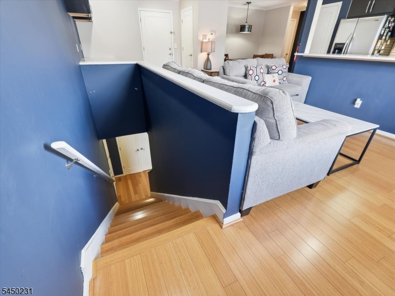 10 Cross St 5 5 Property Photo 10