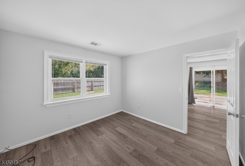 15 Harper Rd Property Photo 16