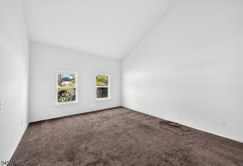 15 Harper Rd Property Photo 20