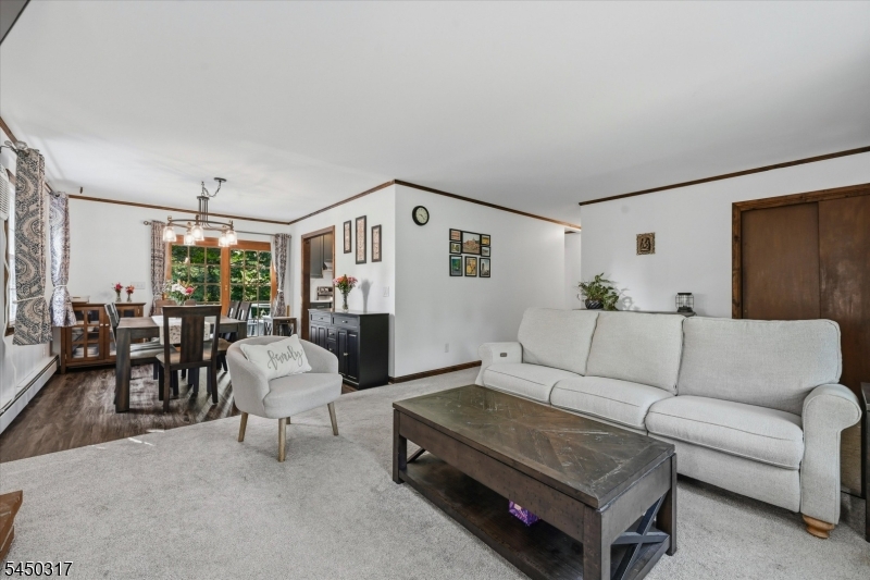 2 Oak Dr Property Photo 10