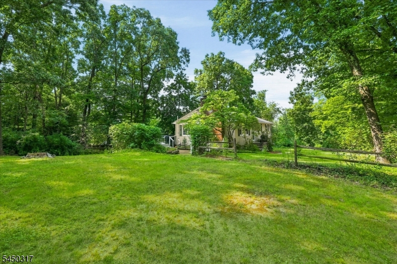 2 Oak Dr Property Photo 30