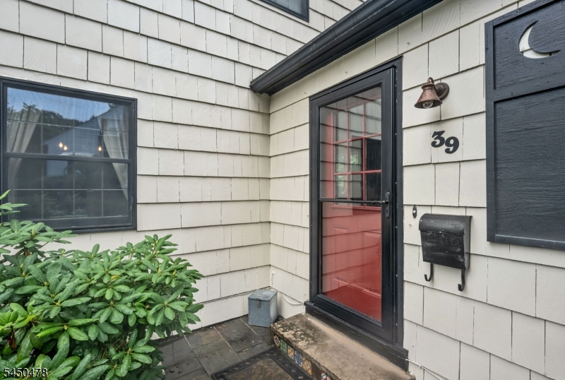 39 Jacobus Ave Property Photo 22