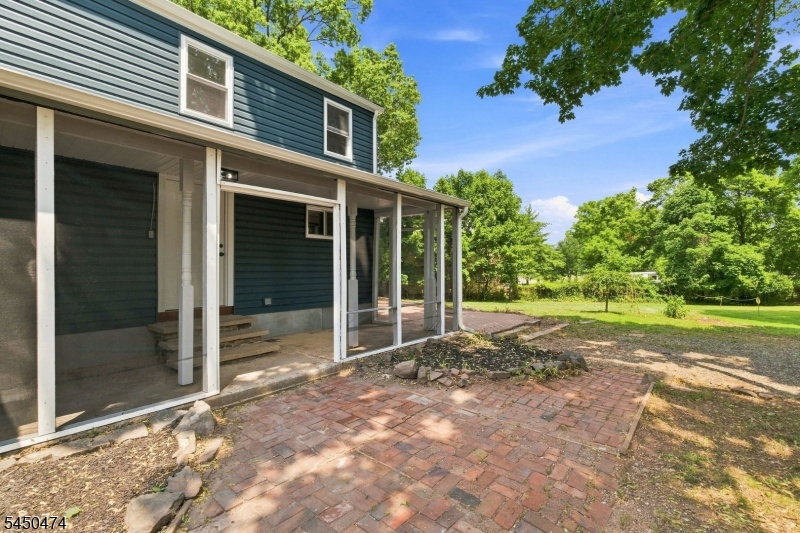 31 N Main St Property Photo 38