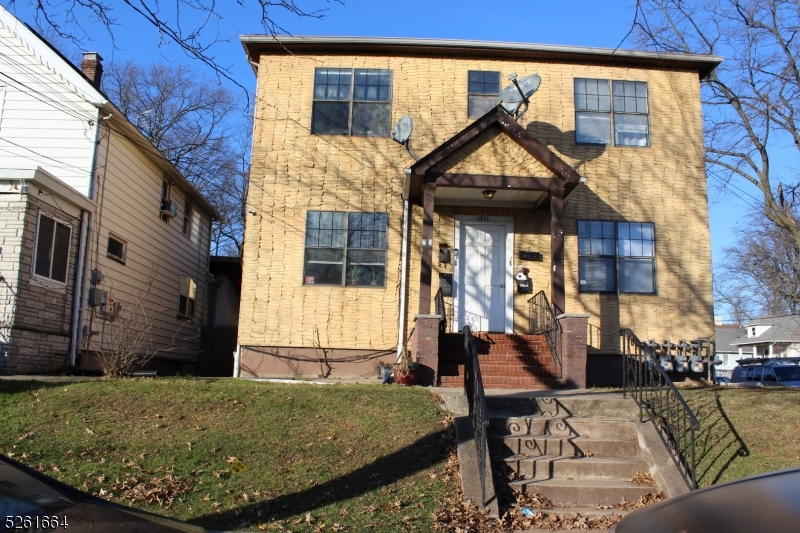 580 E Milton Ave 3 Property Photo 1