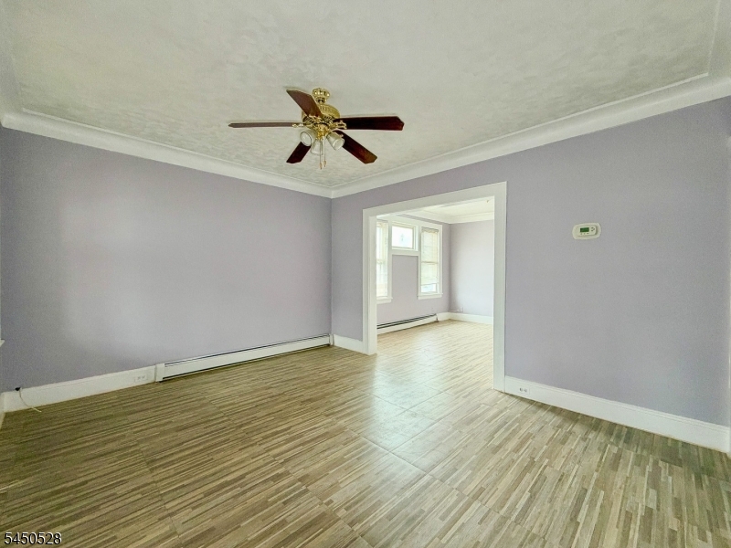 231 Myrtle Ave Property Photo 6