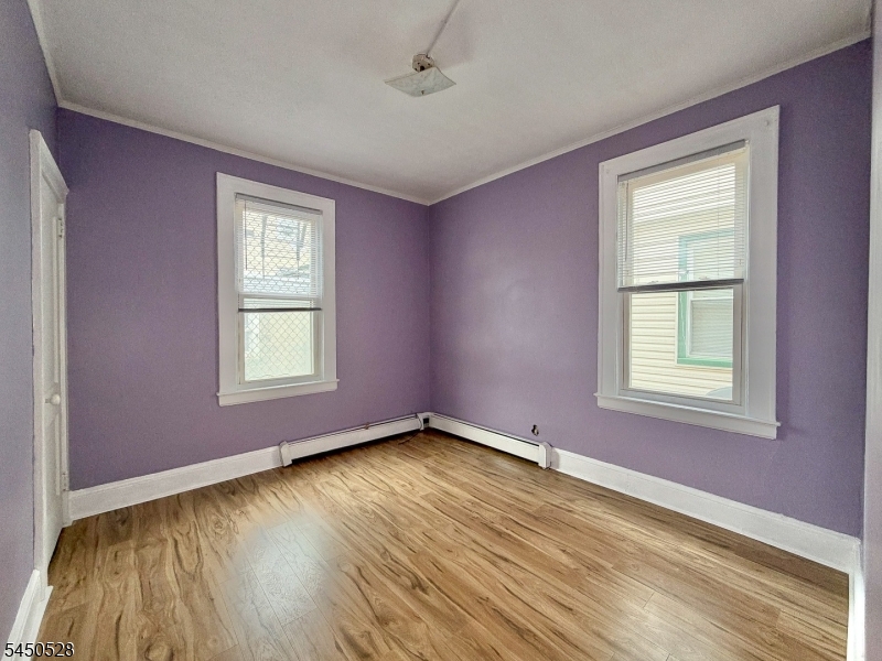 231 Myrtle Ave Property Photo 14