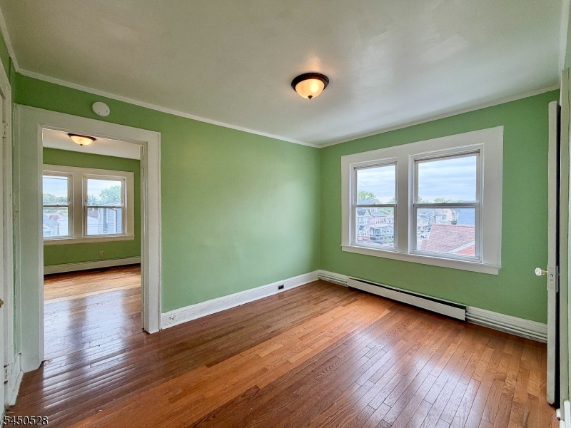 231 Myrtle Ave Property Photo 24