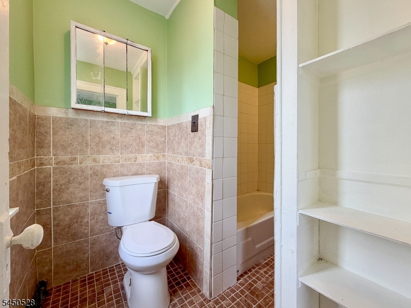 231 Myrtle Ave Property Photo 36
