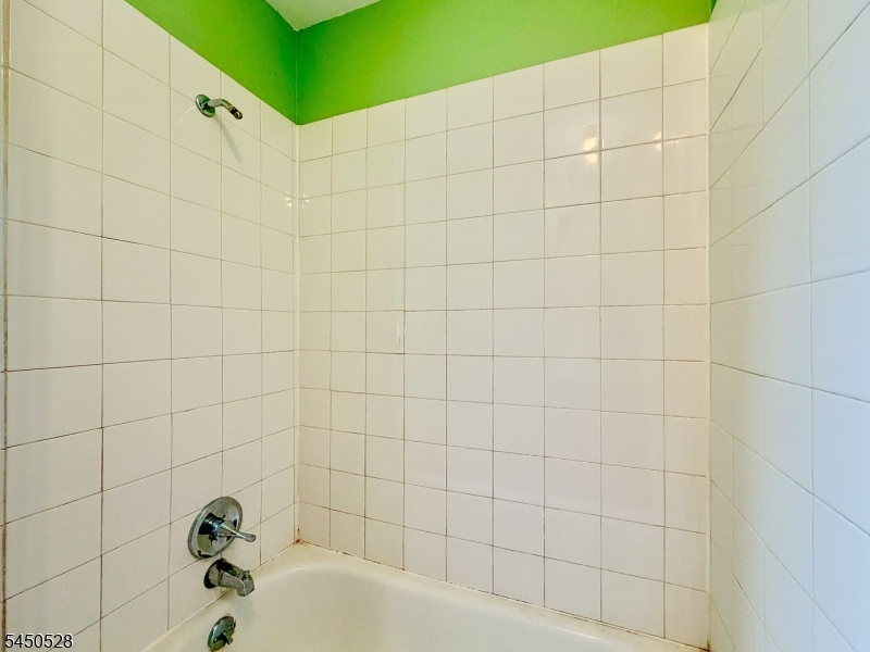 231 Myrtle Ave Property Photo 39