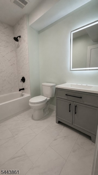 21 Hampton Ter Property Photo 8