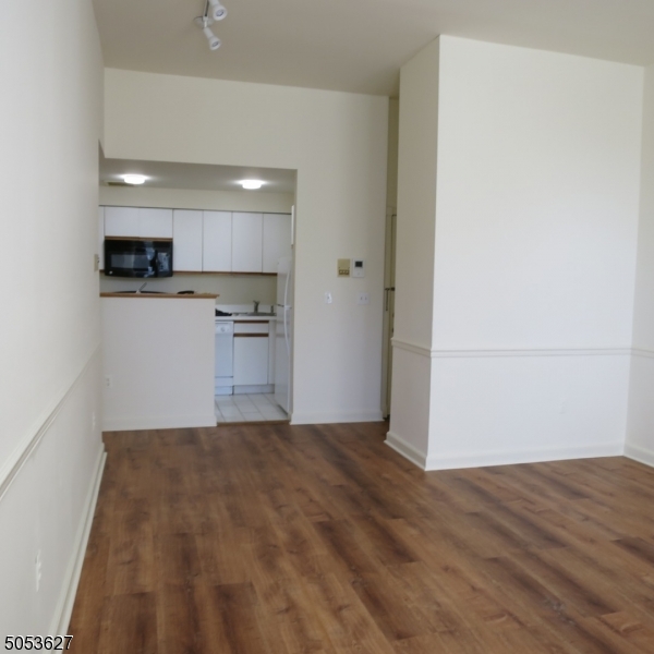 519 Trinity Pl 1bs Property Photo 12