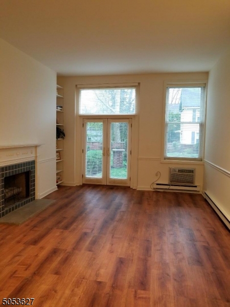 519 Trinity Pl 1bs Property Photo 21