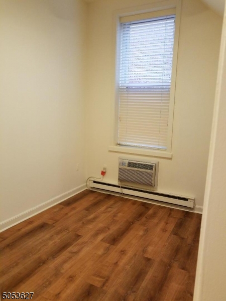 519 Trinity Pl 1bs Property Photo 22