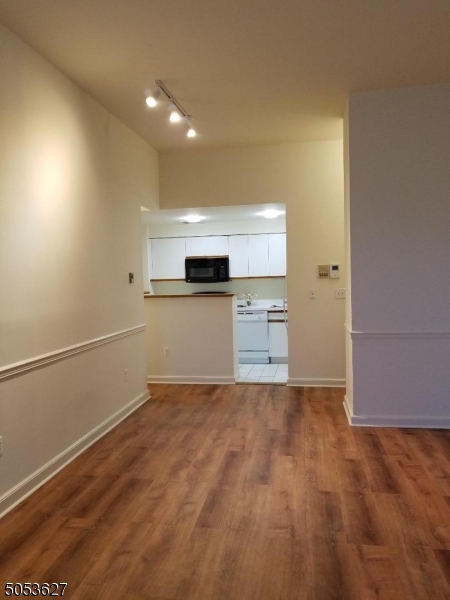519 Trinity Pl 1bs Property Photo 24