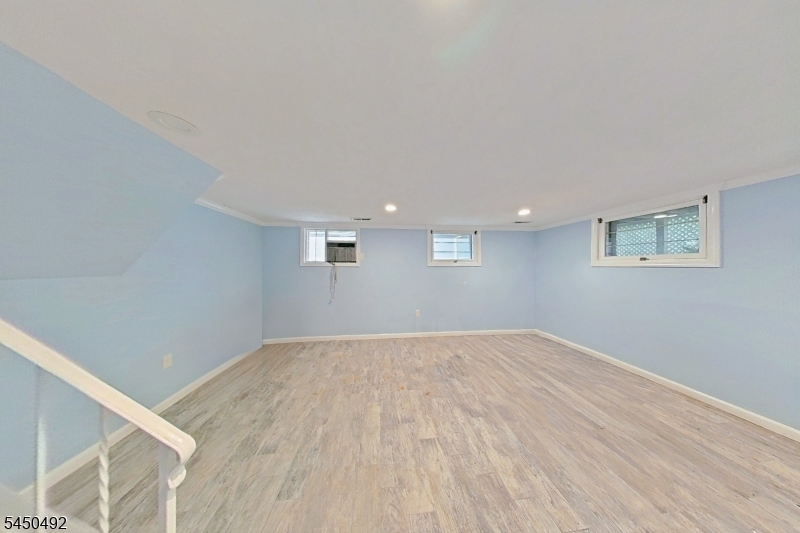 56 Eaton Pl Property Photo 13