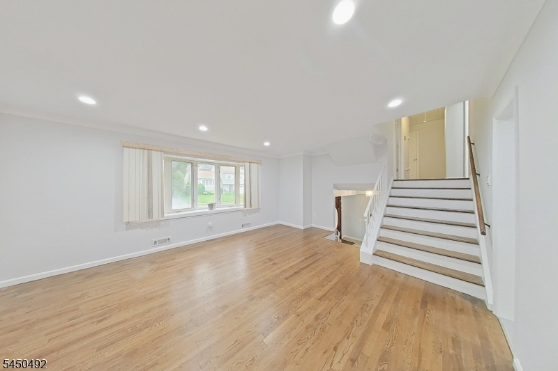 56 Eaton Pl Property Photo 21