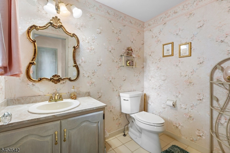 675 Raritan Rd 6 Property Photo 13