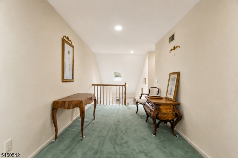 675 Raritan Rd 6 Property Photo 15