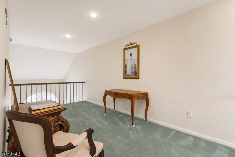 675 Raritan Rd 6 Property Photo 16