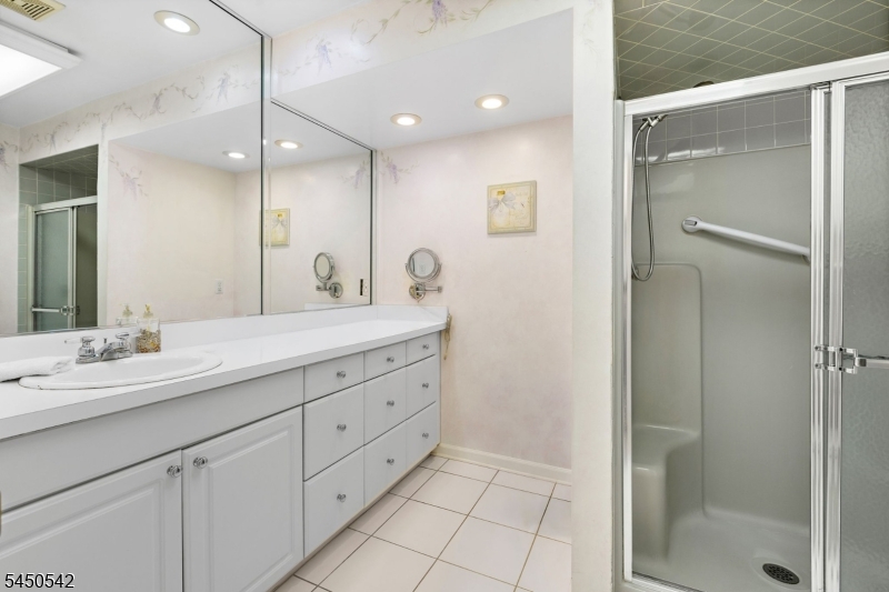 675 Raritan Rd 6 Property Photo 22