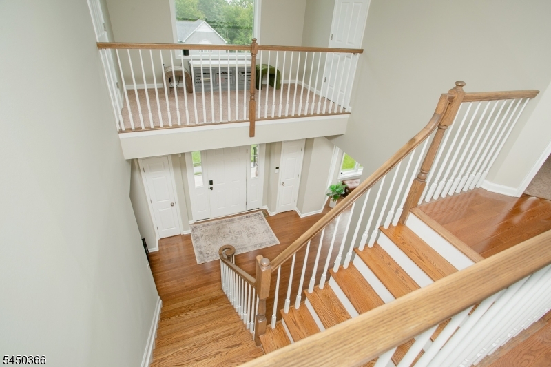 24 Beverly St Property Photo 3