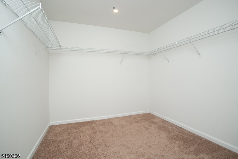 24 Beverly St Property Photo 26