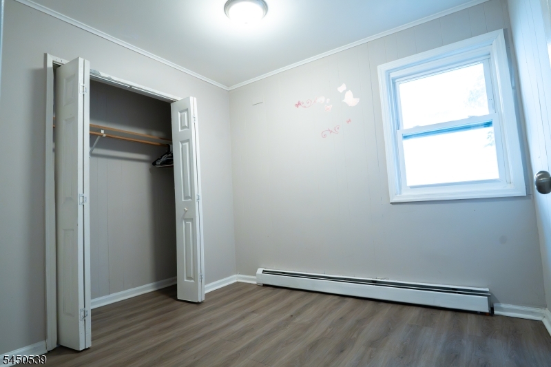 213 Amity St 3 Property Photo 6