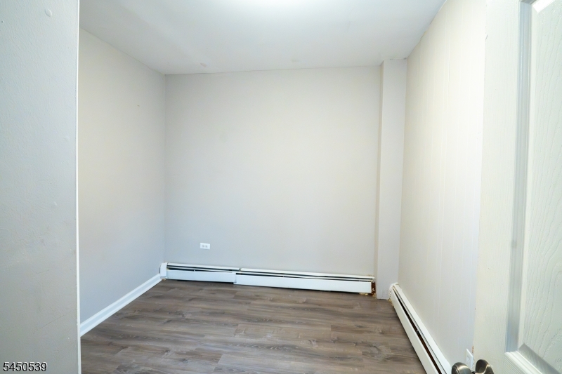 213 Amity St 3 Property Photo 11