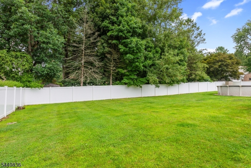 72 Weldon Rd Property Photo 23