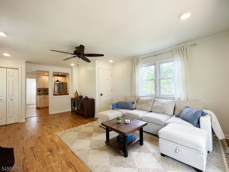 129 Bell Ave Property Photo 5