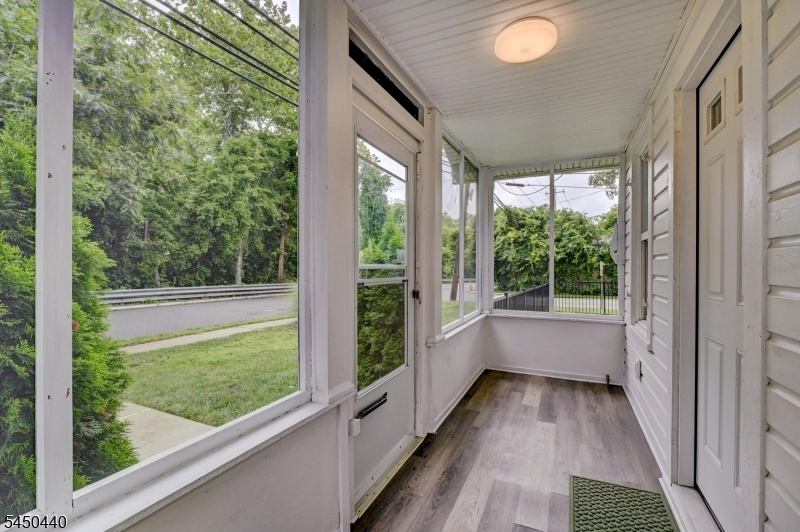 87 Doty Rd Property Photo 4
