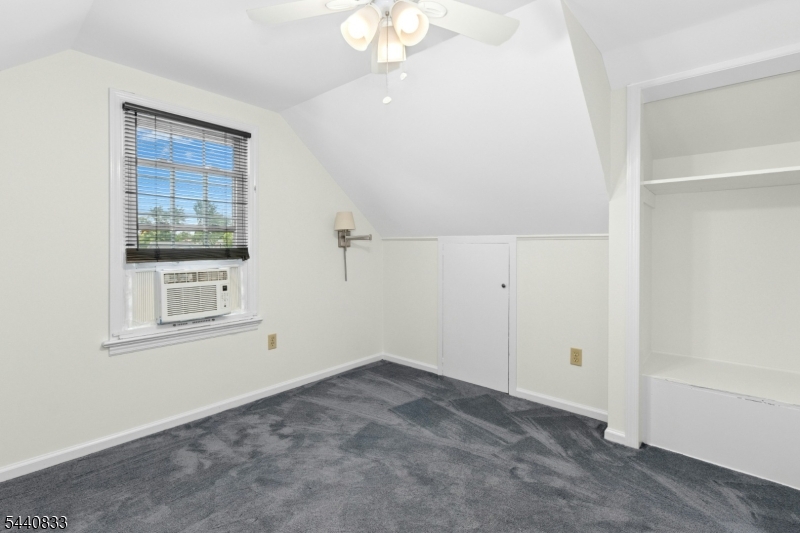 48 Mansion Ter Property Photo 22