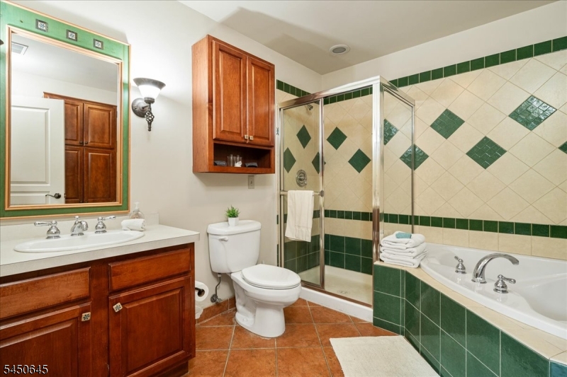 8 Maple Cres Unit 21 21 Property Photo 31