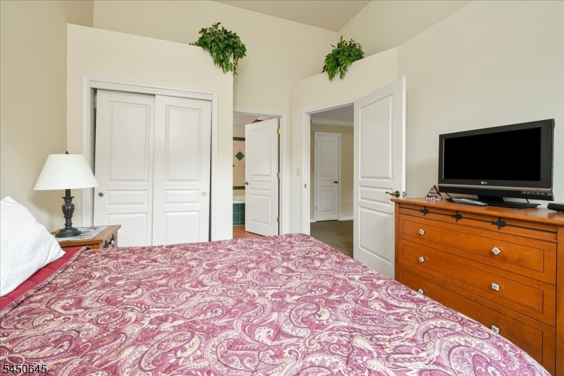 8 Maple Cres Unit 21 21 Property Photo 32