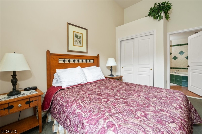 8 Maple Cres Unit 21 21 Property Photo 33