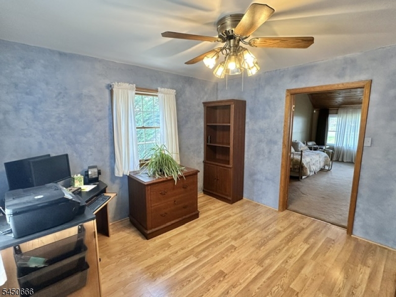 1289 Englishtown Rd Property Photo 10