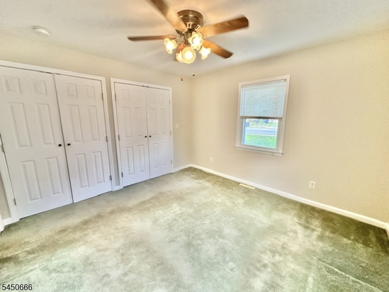 1289 Englishtown Rd Property Photo 15