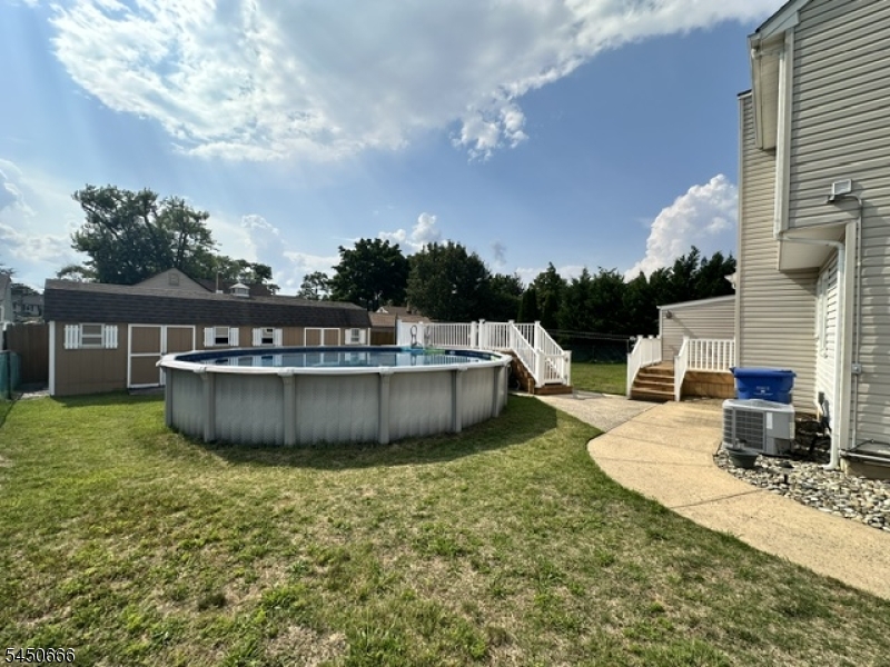1289 Englishtown Rd Property Photo 29