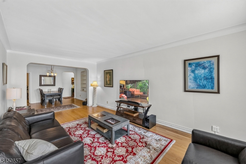 100 Prospect Ave 4e Property Photo 2