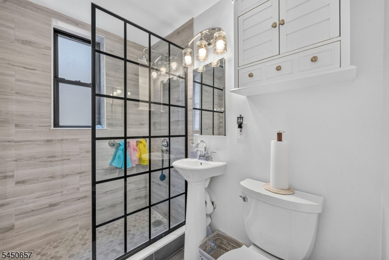 100 Prospect Ave 4e Property Photo 5