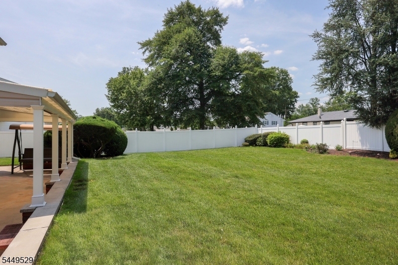 167 Acorn Dr Property Photo 37