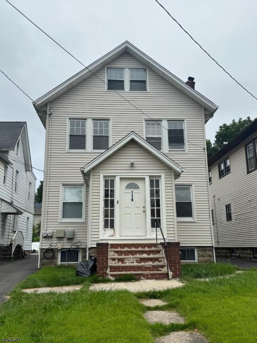 116 Berkeley Ave Property Photo 1