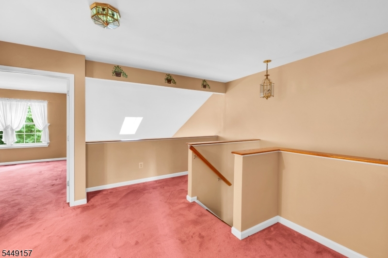 75 Woodmont Dr Property Photo 12