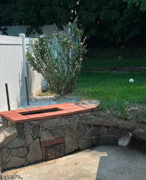 99 Newby Ave Property Photo 18