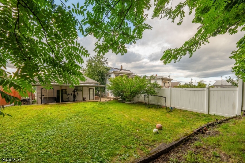 99 Newby Ave Property Photo 19
