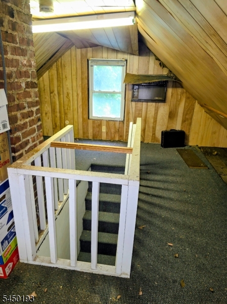54 Woodbridge Ave Property Photo 19