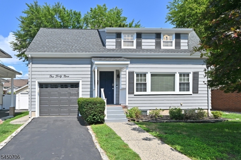 149 Seton Pl Property Photo 1