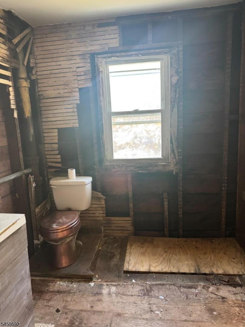 237 Seaview Ave Property Photo 8
